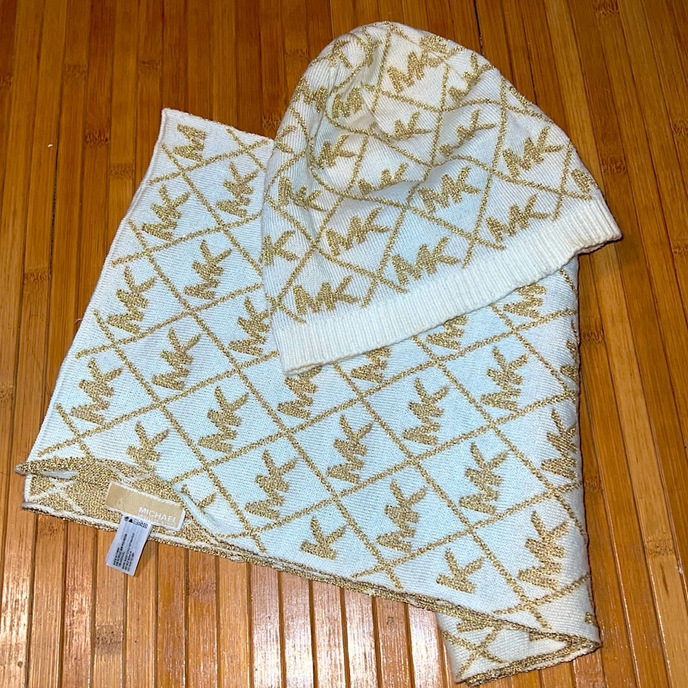 Michael Kors Hat and Scarf Set